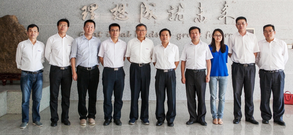 国家发改委国防司徐建平副司长一行到完美智能调研