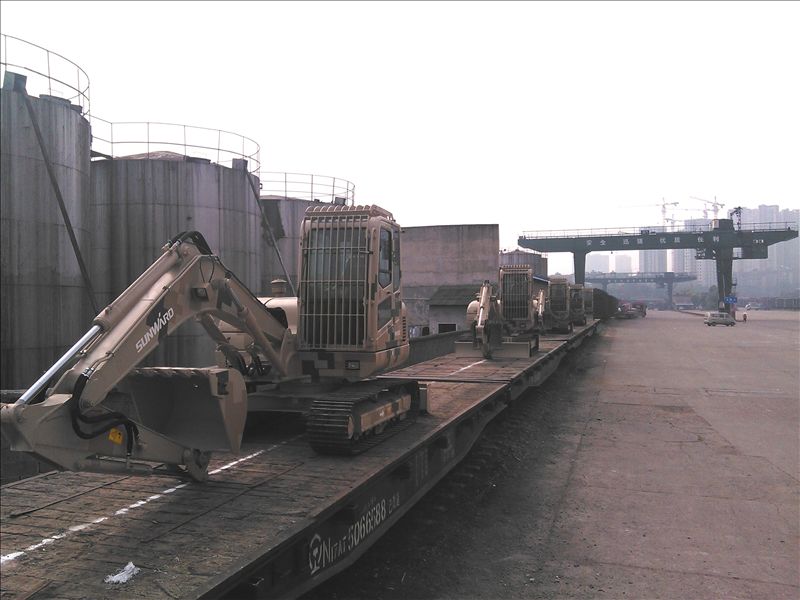 完美智能SWE80E-G高原型挖掘机正式列装献礼国庆