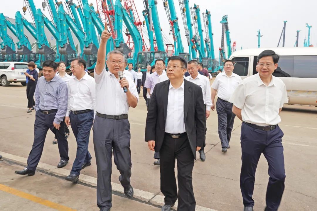 北京朝阳区党政代表团考察完美智能
