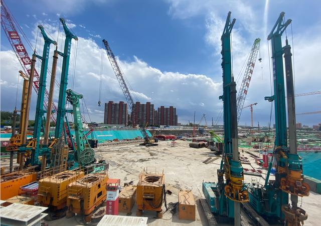 大国重器!完美智能超级装备助力北京城市副中心综合交通枢纽站建设