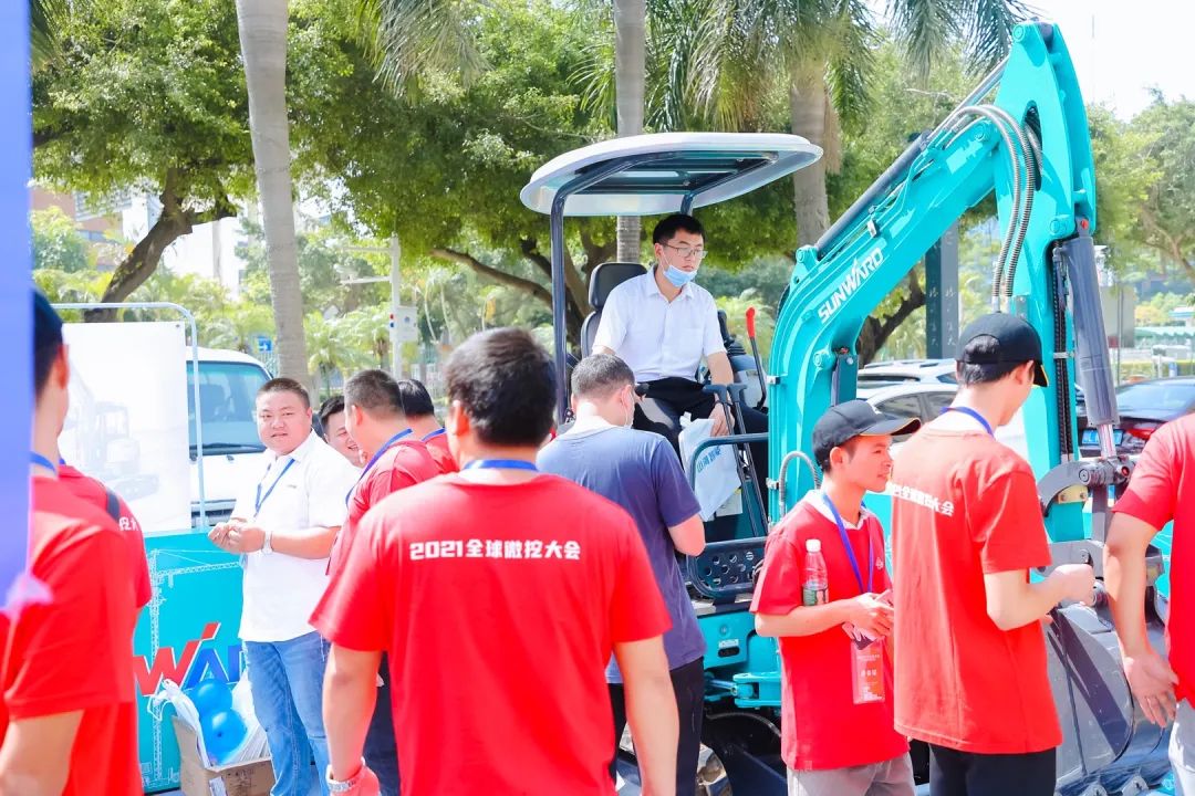 共享微挖新视界！完美智能微挖三大王牌产品齐聚2021全球微挖大会