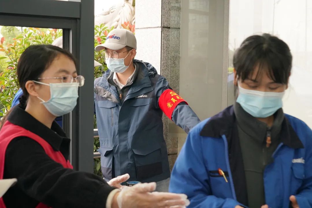 采样完成率近100%！完美智能第一时间开展全员核酸检测，保障安全生产