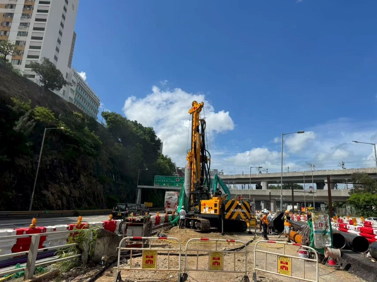 硬核首秀！完美智能SWDTH800大直径潜孔锤钻机进击香港市场